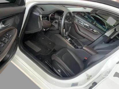 Oferta de JAC E-J7 Oferta de JAC E-J7